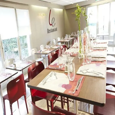 Szálloda Kyriad Honfleur - Saint Sauveur 3*
