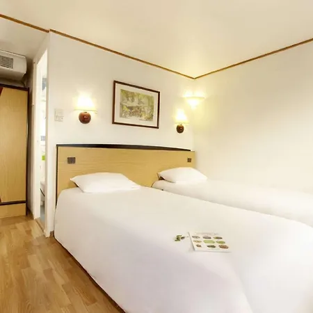 Kyriad Honfleur - Saint Sauveur Hotel