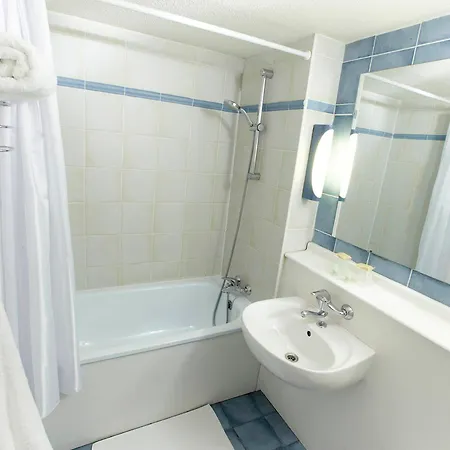 Kyriad Honfleur - Saint Sauveur 3*